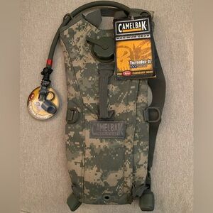 CamelBak Maximum Gear ThermoBak 3L/100 Ounce Hydration Pack